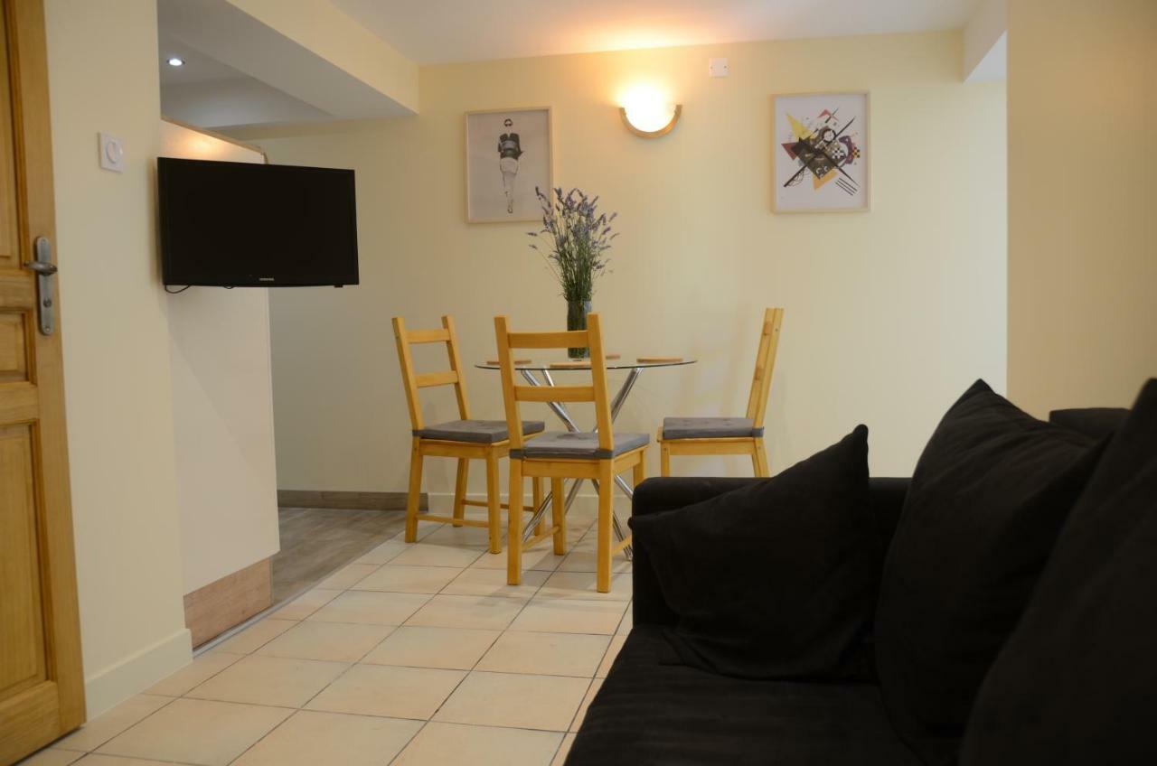 Jardin Du Petit Gatsby Appartement Carcassonne Buitenkant foto